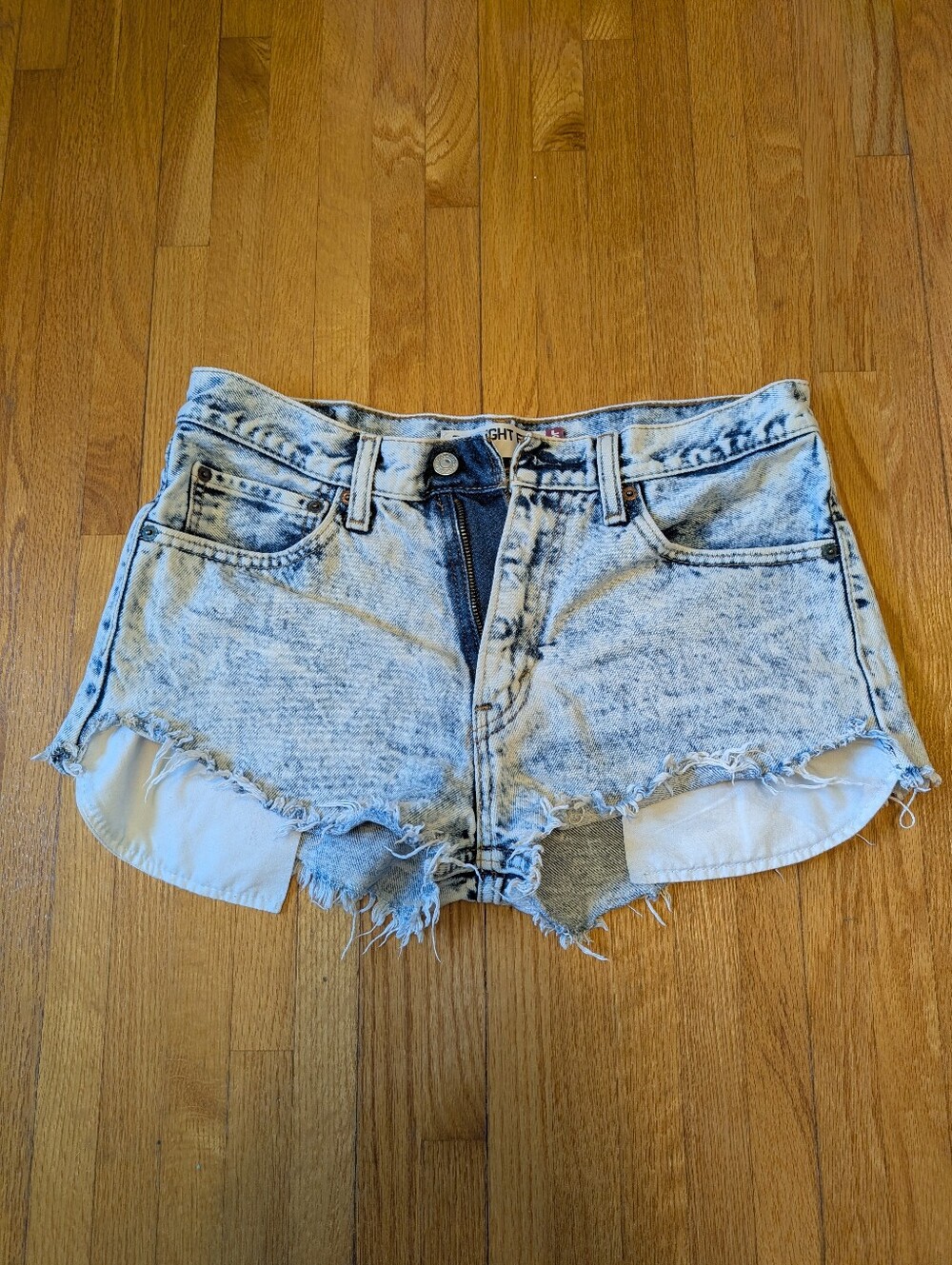 Vintage 80s Levis 505 Acid Wash Cut Off Denim Shorts Made in USA Distressed W31